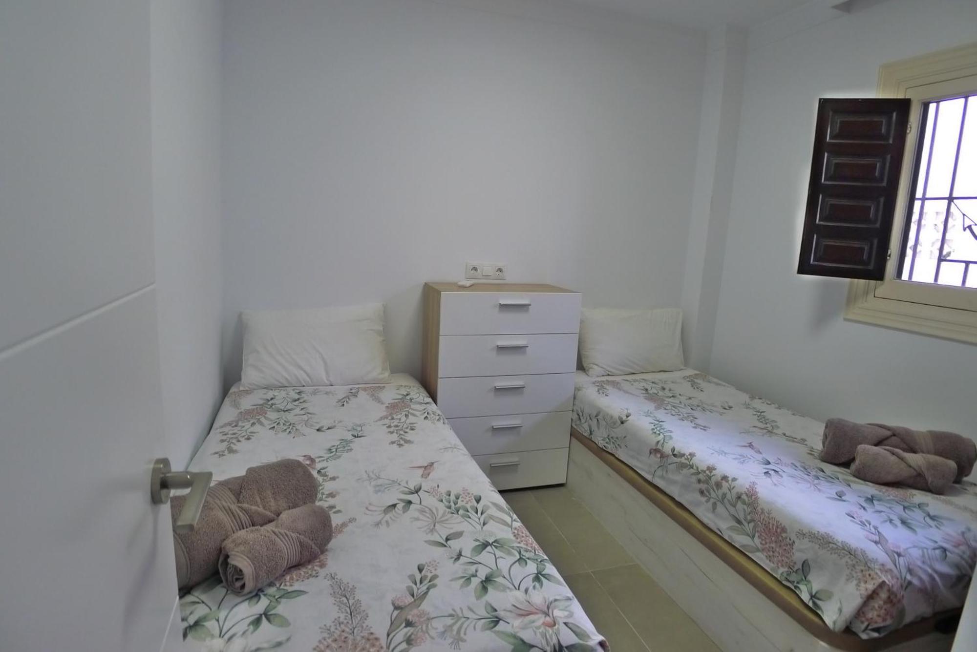 R1358 La Hacienda 10 A Apartment Нерха Екстериор снимка